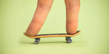 Finger skate