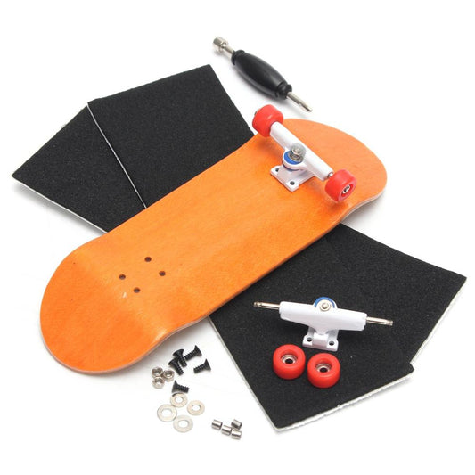 Nouveau Hot Mini Finger Skateboard Toy Set avec accessoires vestimentaires,  en bois, créatif pour les enfants, bleu / vert / jaune / noir